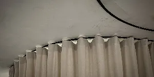 Фото электрокарнизы для штор  в проем